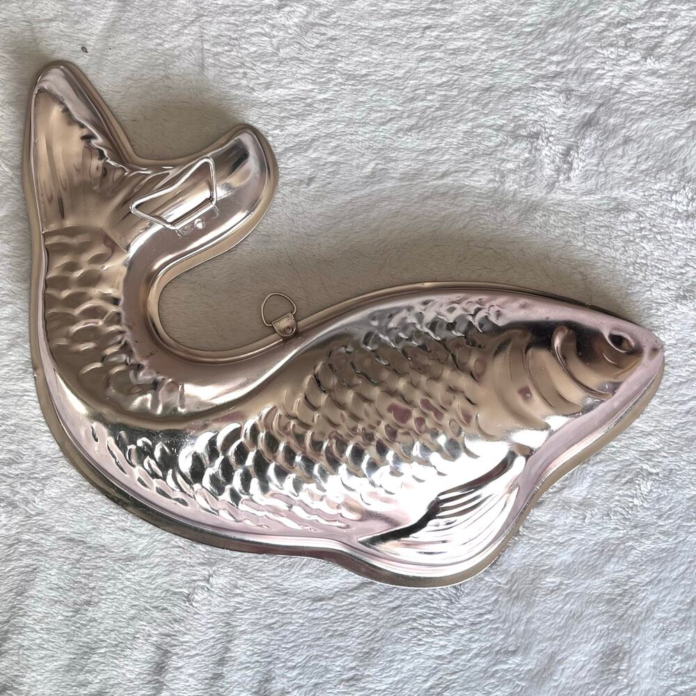 Vintage Copper Colored Tin Mold Koi Fish 1963 Hong Kong 4 Cups Jello Cake Decor